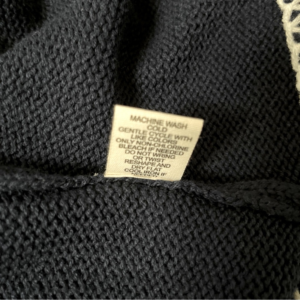 Jessica Simpson Game Day Boxy Crop Sweater - Picture 6 of 6